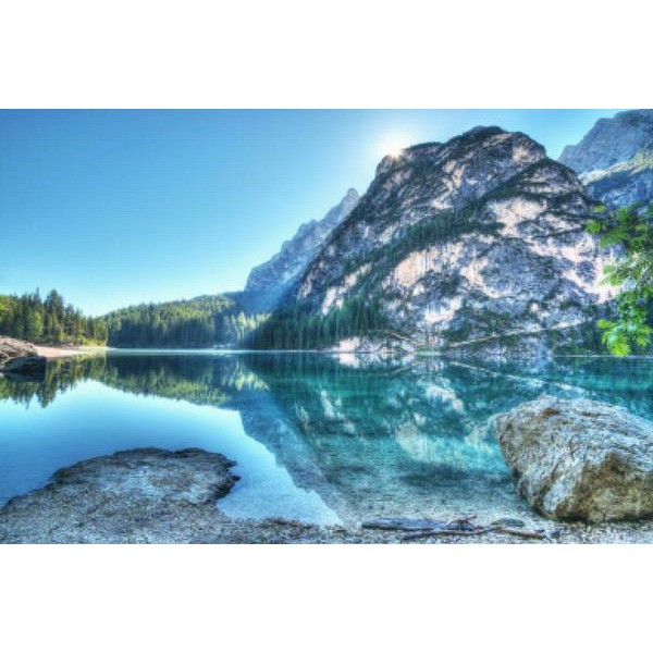 Daylight In The Mountains